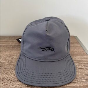 Sun Day Red Jupiter Vent Flatbill Hat NWT Tiger Woods